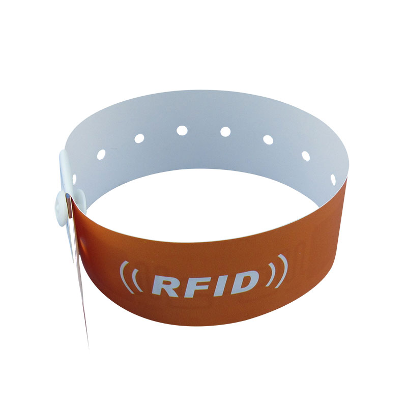 Hva er forskjellen mellom RFID-armbånd og identifikasjonsarmbånd?